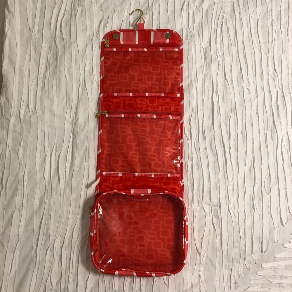 hanging cosmetics bag